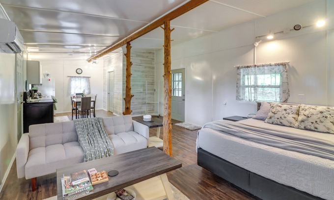 Harrison Apartamento | 'Ozark Escapes Cabin' w/Mtn Views in Harrison
