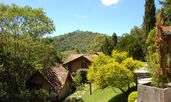 Santo Antonio do Pinhal Hotel | Pássaro de Fogo