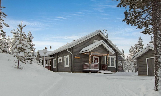 Akaslompolo Casa | Päivänsäde 8 lapinkulta by Interhome
