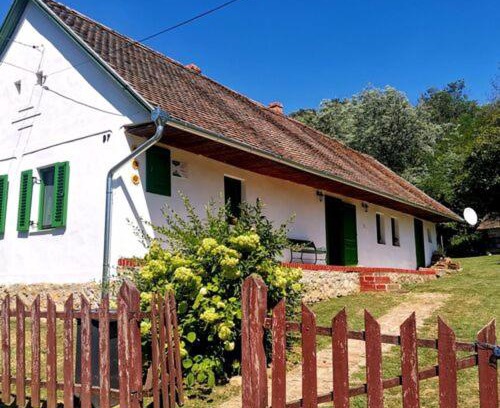 Magyaregregy Casa | Póra Vendégház