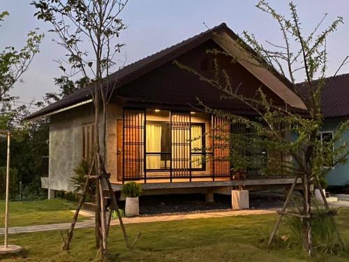 Bang Krasan Casa | P Villa Homestay