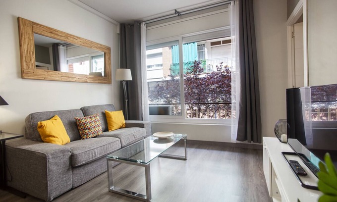 El Poble-sec Apartamento | P9MDR305 Nice apartment in Poble Sec