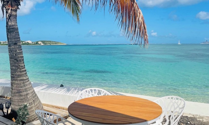 Nettle Bay Apartamento | "Paradise Beach - Impressive 2 bedrooms seafront