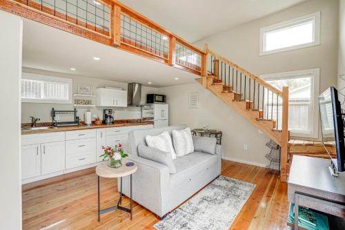 Pacheco Apartamento | PachecoandMartinez Studio 22 Mi to Dtwn Oakland!
