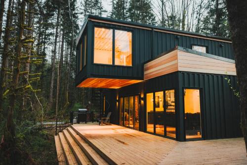 Monroe Casa | Pacific Bin - Hot Tub, Secluded Forest Getaway