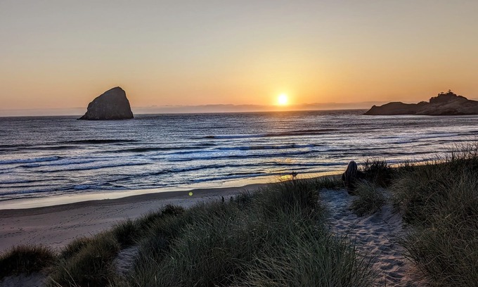 Pacific City Casa | Pacific City- Shorepine Village- Boardwalk to the Beach, no shoes required