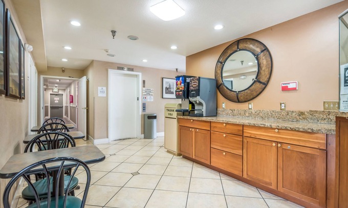 Sharp Park Hotel | Americas Best Value Inn San Francisco Pacifica