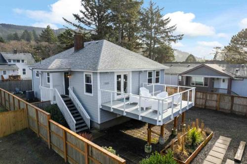 Rockaway Beach Casa | Pacific Getaway in Rockaway Beach