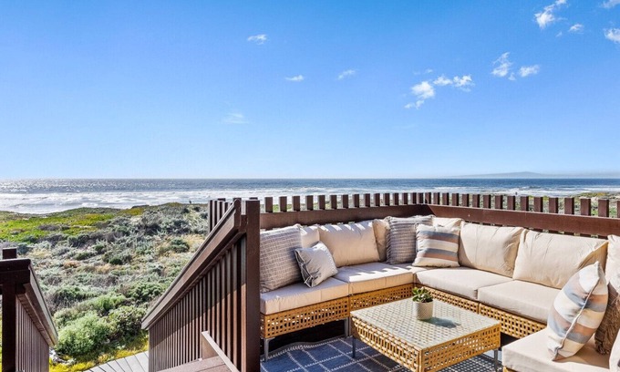 Castroville Casa | Pacific Oasis | An Oceanfront Escape