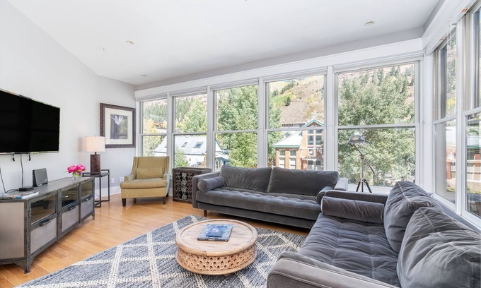 Telluride Casa | PACIFIC PLACE - Un escape elegante y moderno en el centro de Telluride