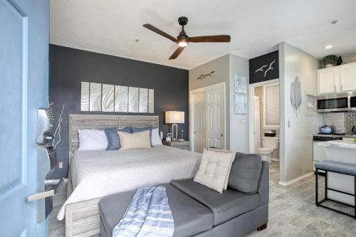 Oceano Casa | Pacific Plaza #606 - Beach Birds Studio - StudioD-K