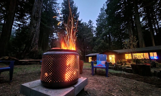 Fort Bragg Casa | Pacific Redwood Hideaway - Pristine forest, luxurious, private and pet friendly