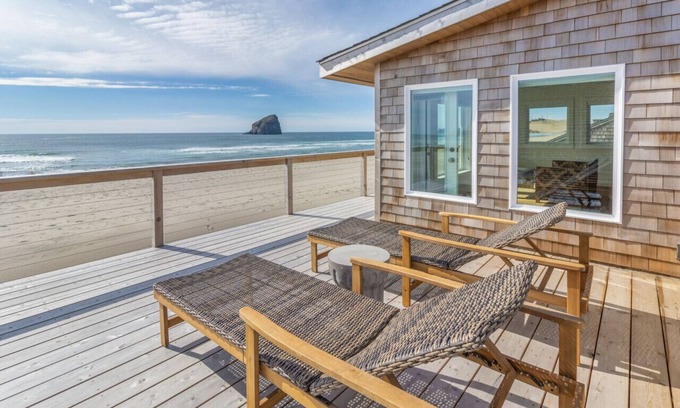 Pacific City Casa | Pacifical Ocean Front Home