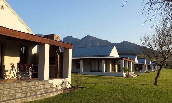 Simondium Casa | Paddabult Self Catering Cottages