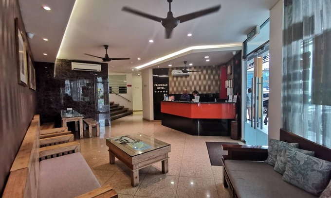 Kuching Hotel | Padungan Hotel