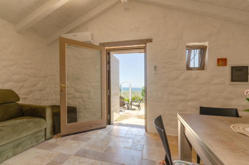 Mattinata Casa | Pagliaio Tipico nello Junno