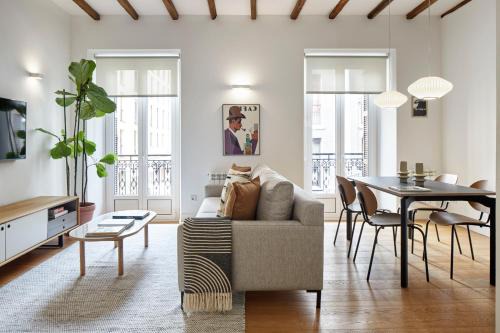 Gros Apartamento | Pagoa Suite by FeelFree Rentals