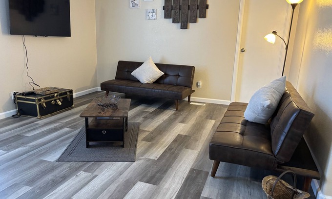 Pahrump Casa | PahrumpVacation House #1 Families STR /Groups/Workforce LTR DeathValley&LasVegas