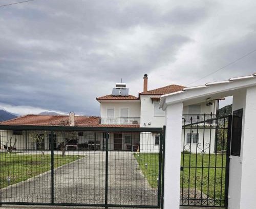 Konstantia Casa | Paikos Townhouse, Hot Springs