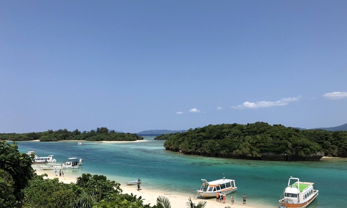 Ishigaki Casa | Painushima Resort Coral Fish