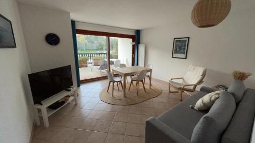 Port de St Goustan Apartamento | Paisible appartement avec vue St Goustan