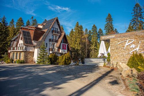 Sinaia Hotel | Paj Hotelul Retreat & Spa