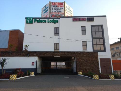 Newlands West Hotel | Palace Lodge Sea Cow Lake