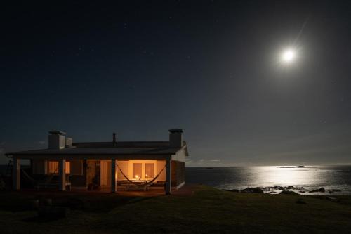 Cabo Polonio Casa | Palacio de la luna, casa única frente al mar