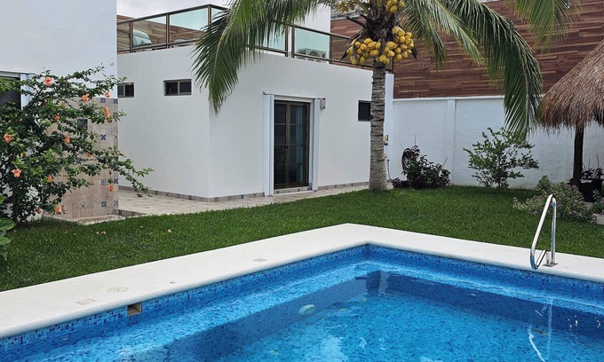 San Miguel Casa | Casa Palancar con hermosa piscina y palapa privada