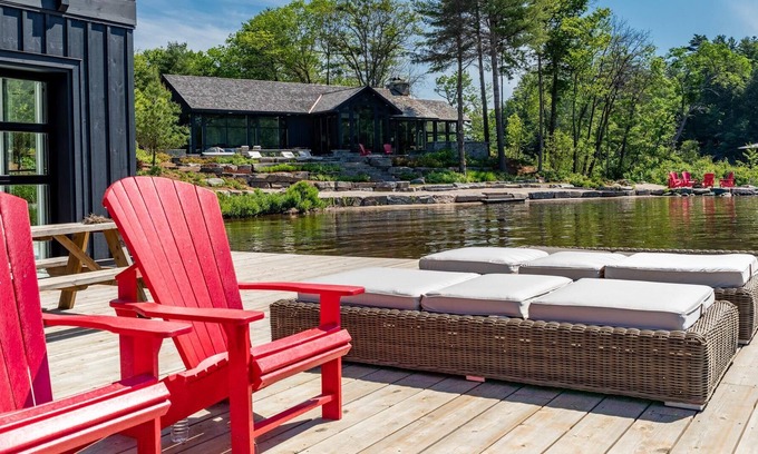 Muskoka Lakes Villa | Palaciego y privado 6 Dormitorio | 5 Baños Lago Rosseau! Puestas de sol!