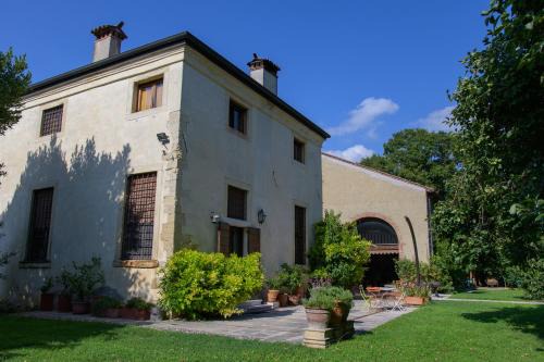 Torri di Confine Cama Y Desayuno | Palazzetto Ardi