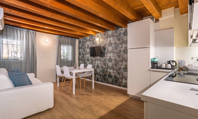Cannaregio Casa | Palazzina Riello