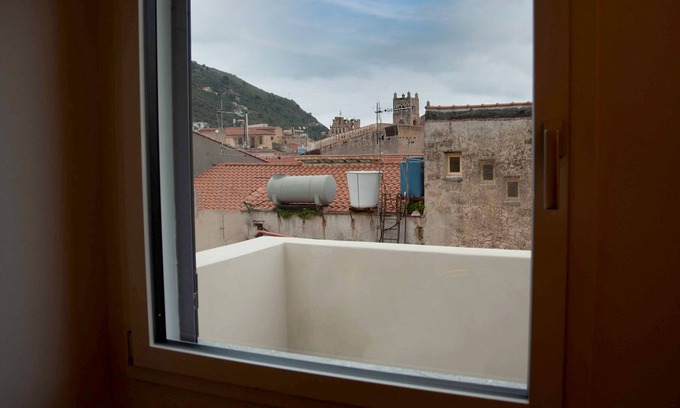 Monreale Casa | Palazzo al Carmine
