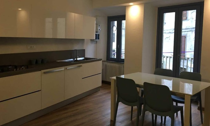 Lovere Old Town Apartamento | Palazzo Cinquecento.