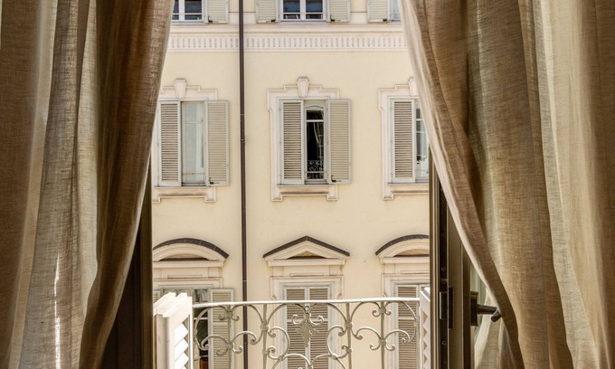 Historic Centre Casa | Palazzo del Carretto