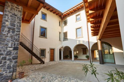 Monasterolo del Castello Cama Y Desayuno | Palazzo Eleonora