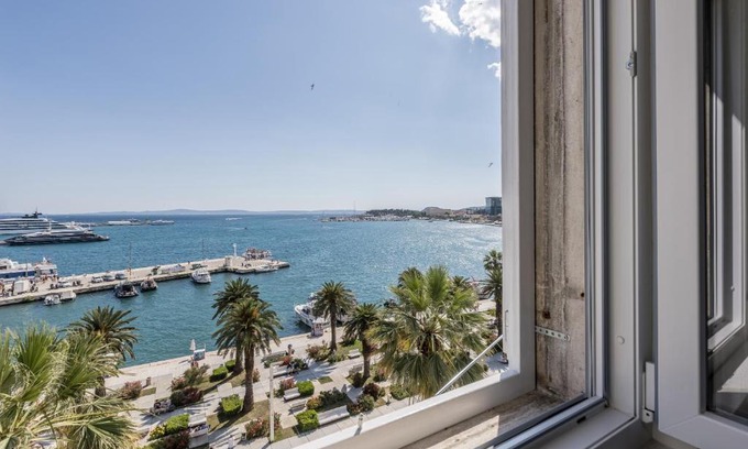 Old Town Apartamento | Palazzo Romano Suite 2