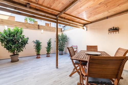Corso dei Mille - Sant'Erasmo Apartamento | Palermo Charming Flat with Terraces x6