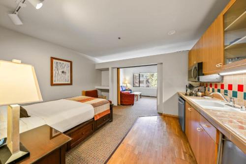 Olympic Valley Apartamento | Palisades Tahoe Lodge Rentals Studio #246