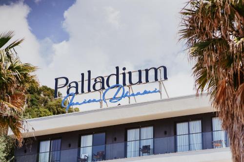 Jala Casa | Palladium Beach Hotel- Private Beach Included