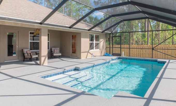 Port Malabar Casa | Palm Bay Retreat: Pool, Amenities & Free Parking