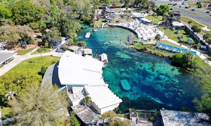 Spring Hill Apartamento | Palm Breeze Private Entry Suite+Large Driveway near Weeki Wachee Springs 4 miles