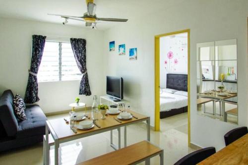 Seri Tanjung Pinang Apartamento | Palm Court