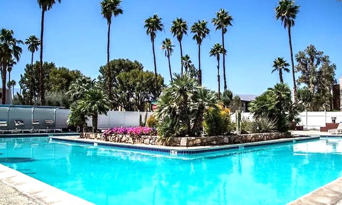 Palm Desert Hotel | Palm Desert Suites