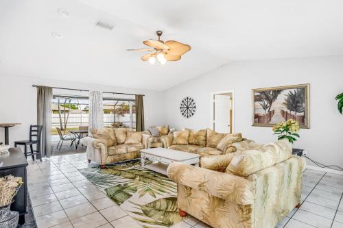 Fort Myers Casa | Palm Escape