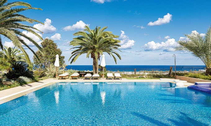 Xiro Chorio Villa | Palm Hill Villa, Royal Retreat! Walking distance to Beach, 130m2 private pool!
