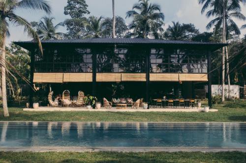Ahangama Hotel | PALM Hotel