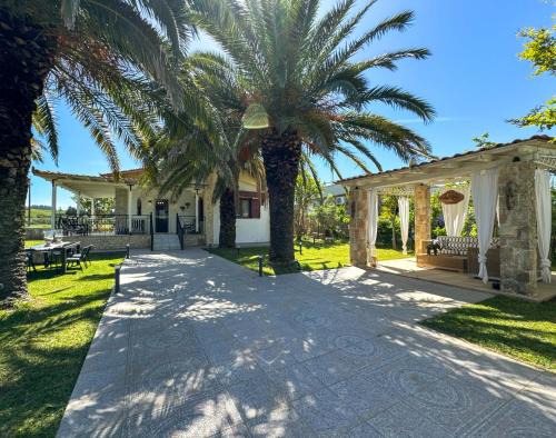 Kallithea Casa | Palm Luxury Villa in Kallithea