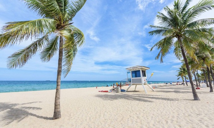 Southwest Casa | Palm Paradise Bungalow; Minutes from Palm Beach
