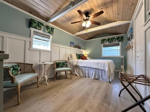 Historic Kenwood Casa | Palm Paradise Retreat